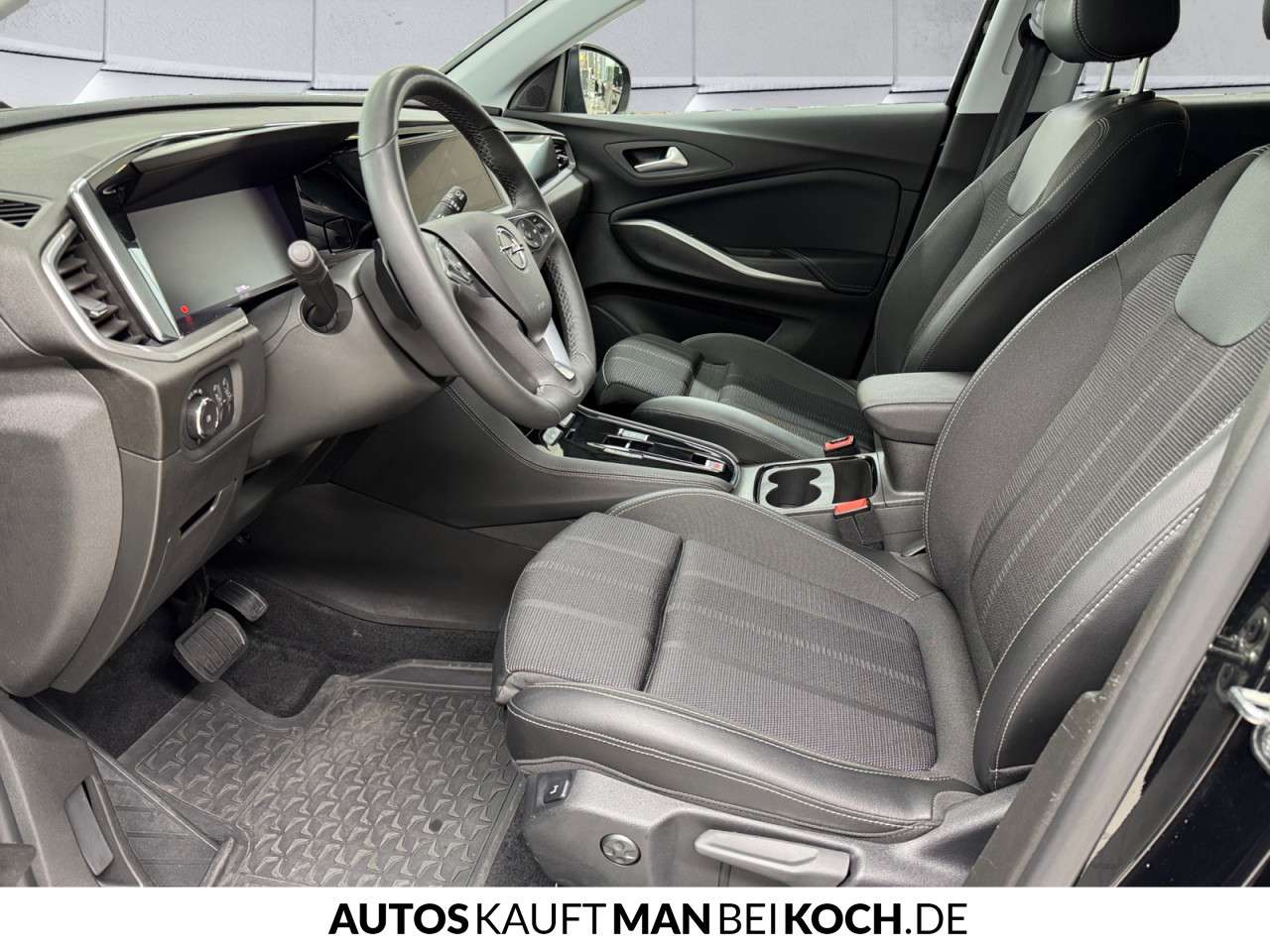 Fahrzeugbild eines Opel Grandland X