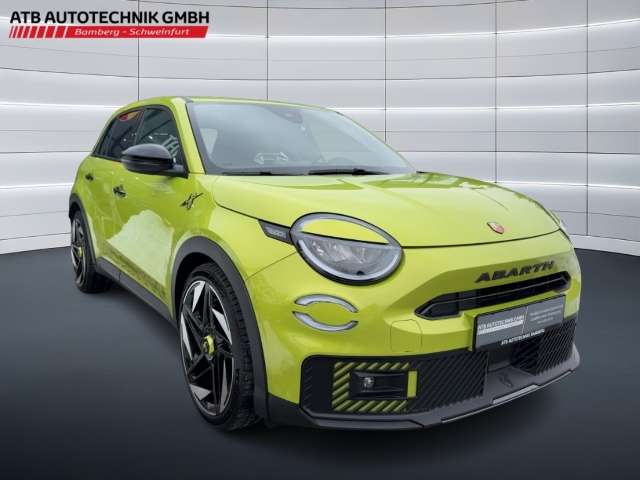 Fahrzeugbild eines Abarth 600 Elektro