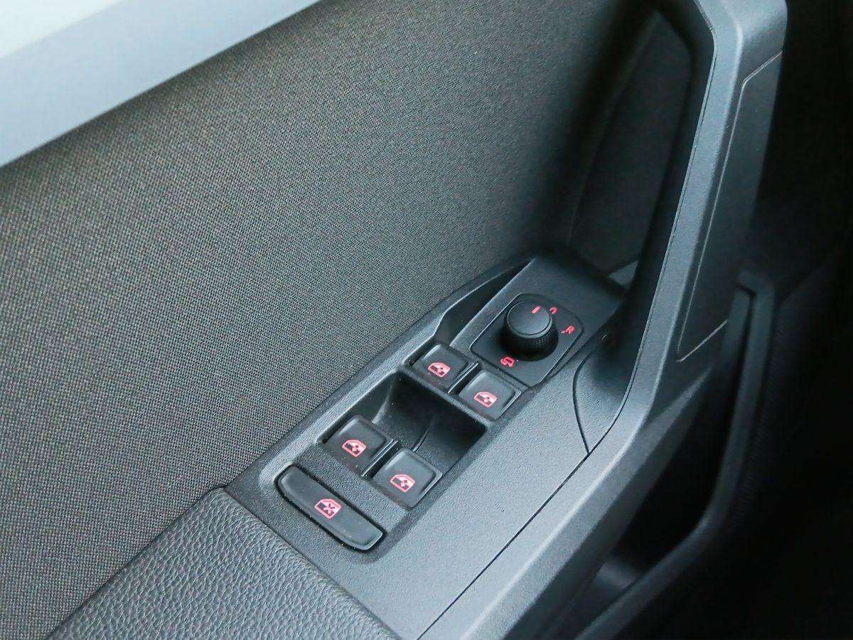 Fahrzeugbild eines SEAT Ibiza