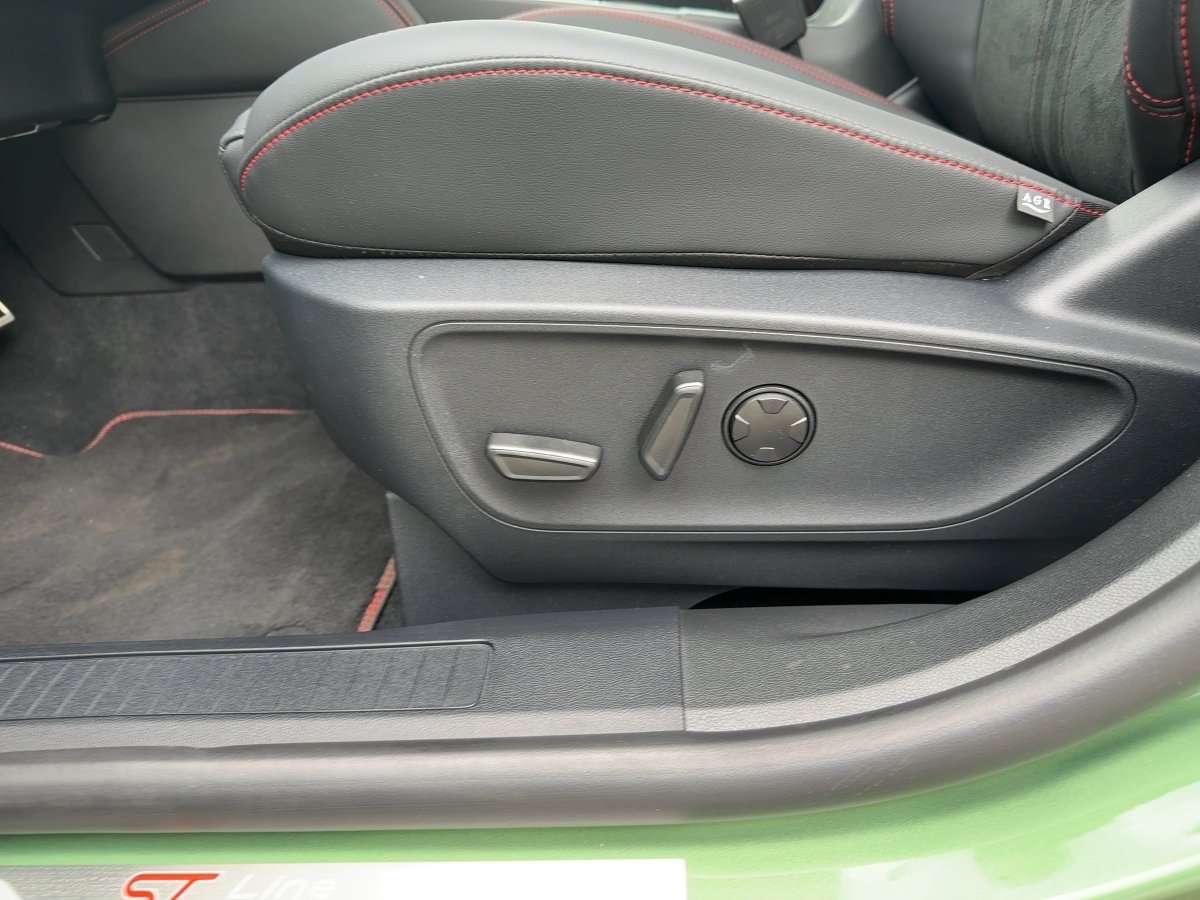 Fahrzeugbild eines Ford Kuga