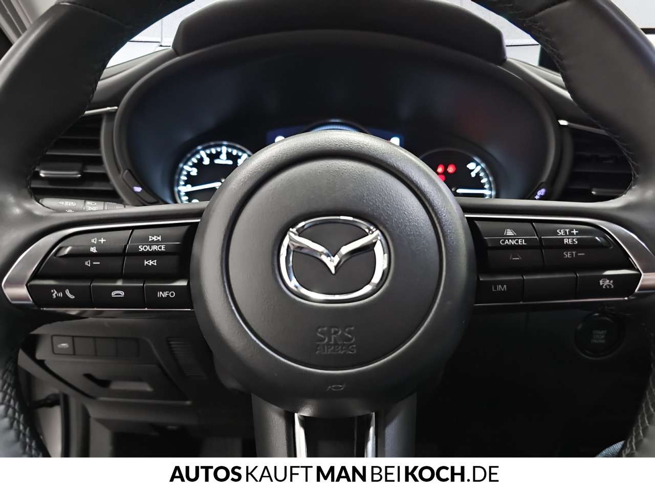 Fahrzeugbild eines Mazda CX-30