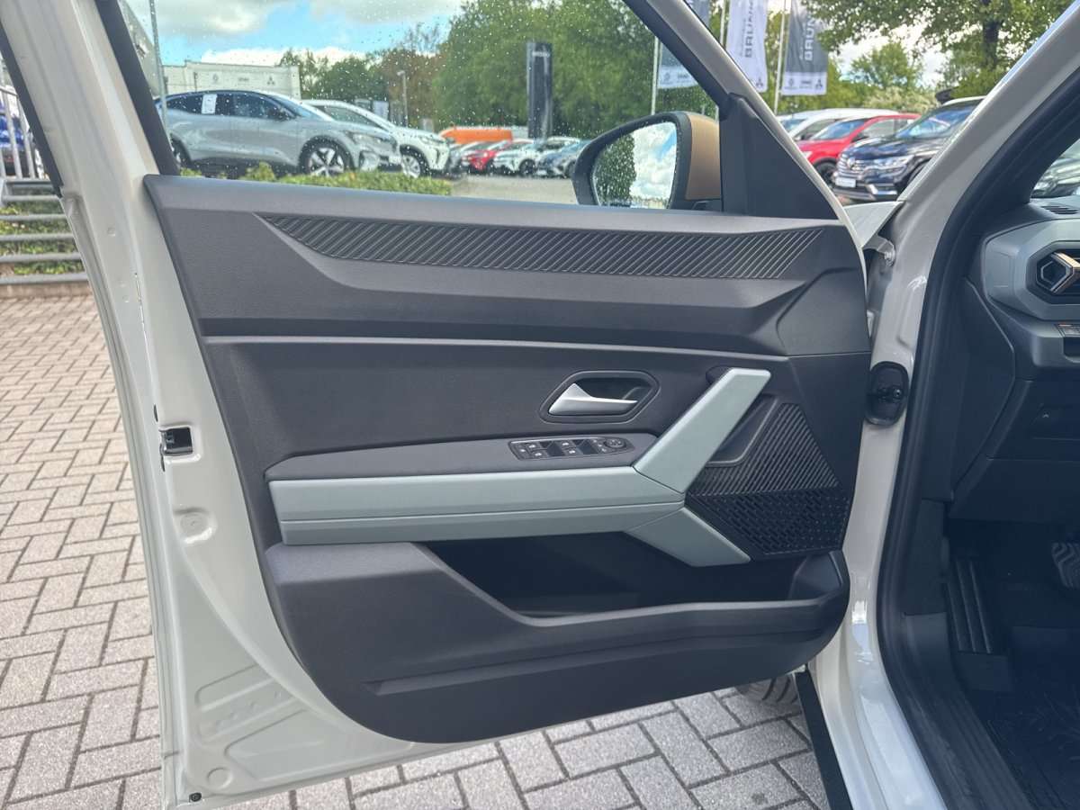 Fahrzeugbild eines Dacia Duster