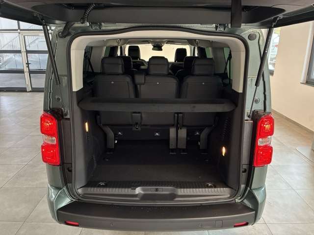 Fahrzeugbild eines Opel Zafira Life