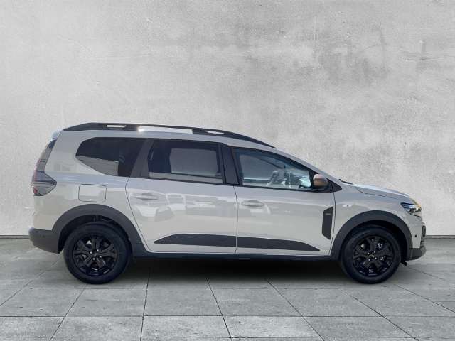 Fahrzeugbild eines Dacia Jogger