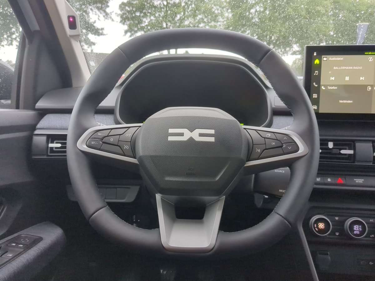 Fahrzeugbild eines Dacia Sandero