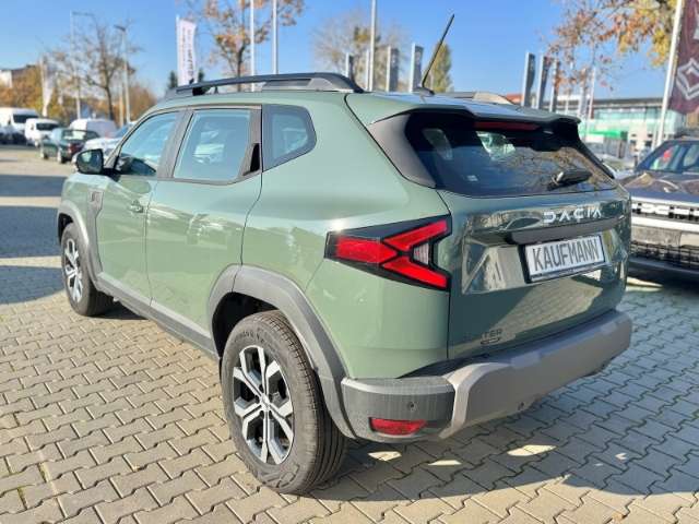 Fahrzeugbild eines Dacia Duster