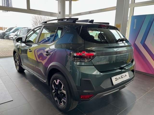 Fahrzeugbild eines Dacia Sandero