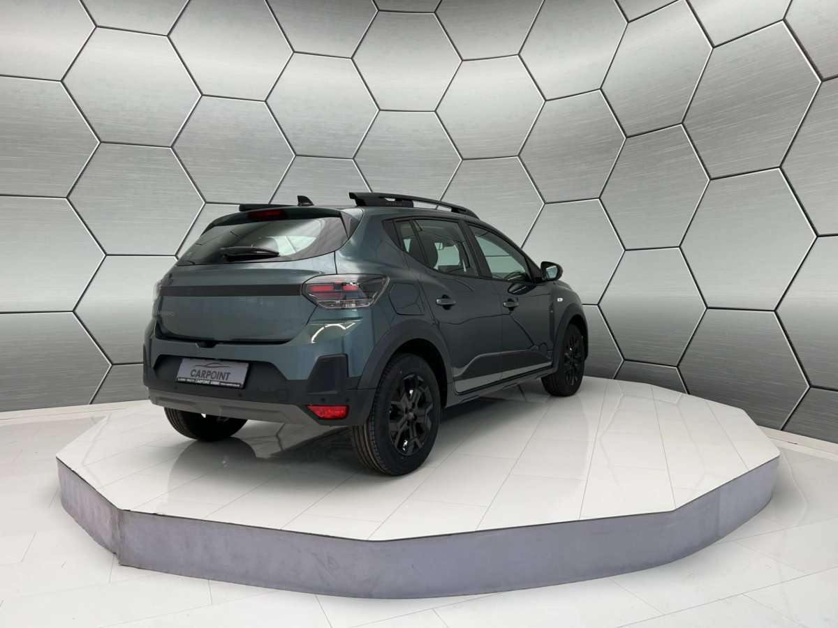 Fahrzeugbild eines Dacia Sandero