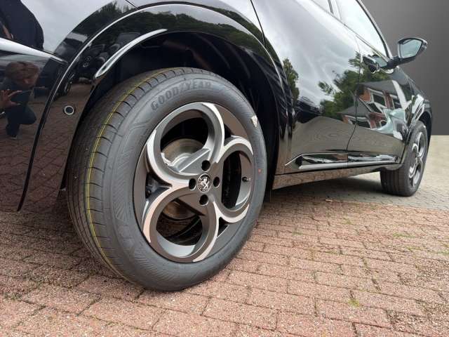 Fahrzeugbild eines Alfa Romeo Junior