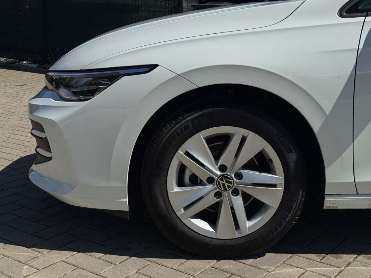 Fahrzeugbild eines Volkswagen Golf