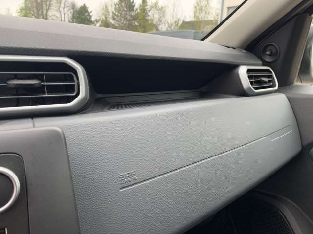 Fahrzeugbild eines Dacia Duster