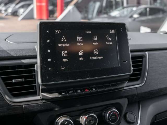 Fahrzeugbild eines Nissan Primastar