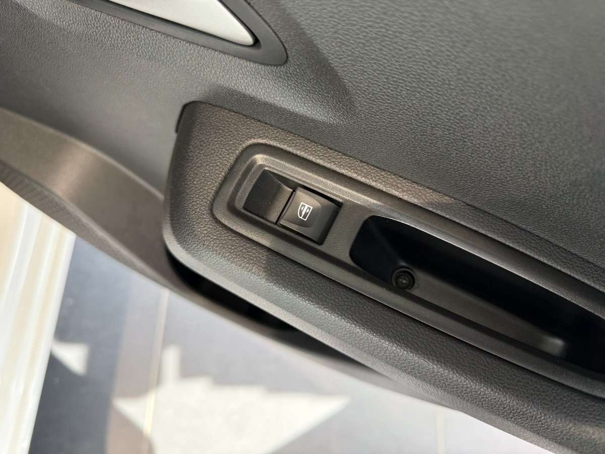 Fahrzeugbild eines Dacia Sandero
