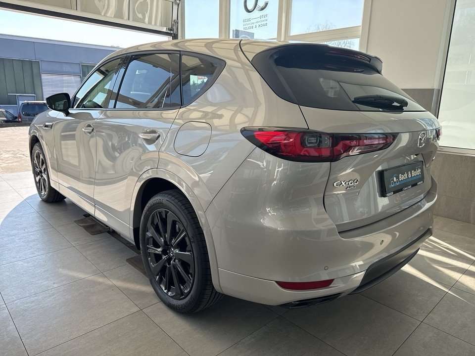 Fahrzeugbild eines Mazda CX-60
