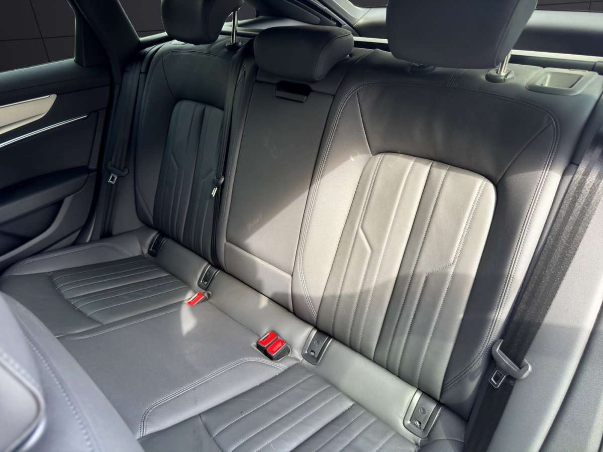 Fahrzeugbild eines Audi A6