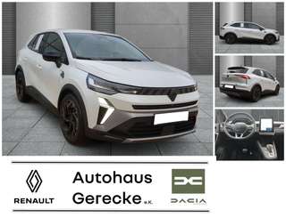 Schräge Frontansicht auf einen Renault Symbioz , freigestellt