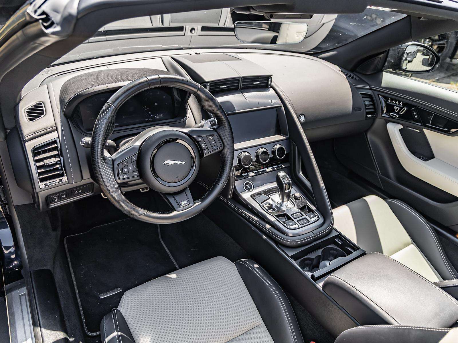 Fahrzeugbild eines Jaguar F-Type