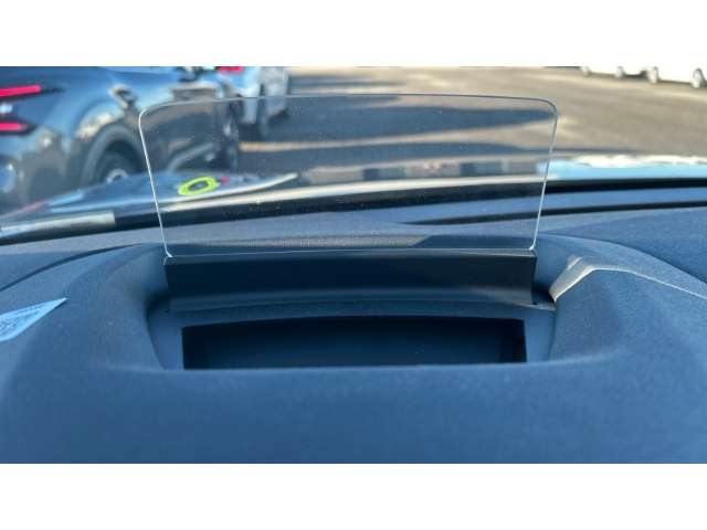 Fahrzeugbild eines Citroën C4 X