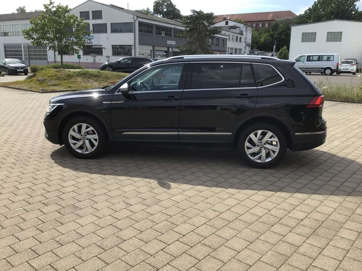 Fahrzeugbild eines Volkswagen Tiguan Allspace