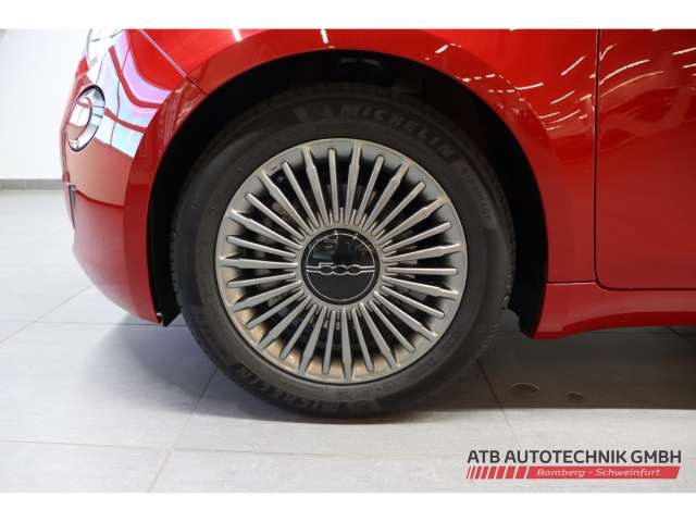 Fahrzeugbild eines Fiat 500