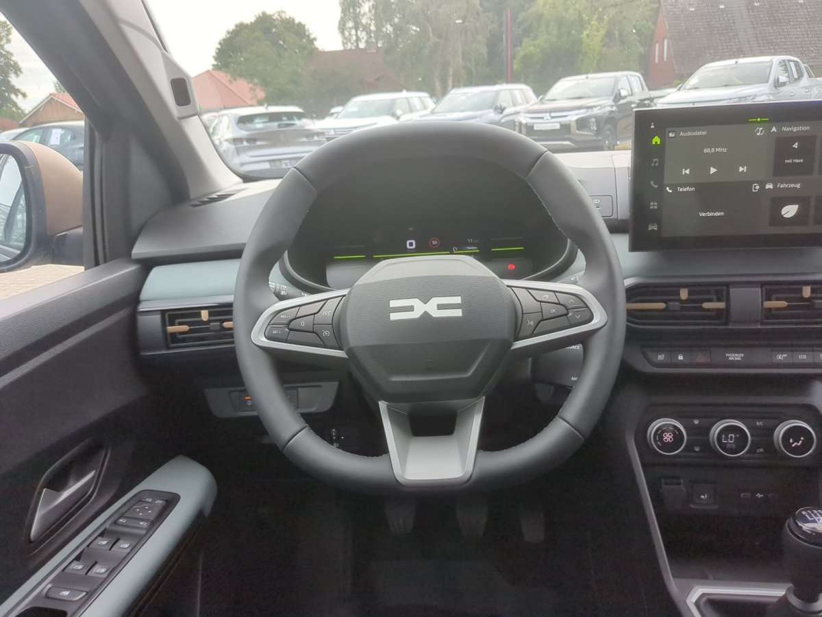 Fahrzeugbild eines Dacia Sandero