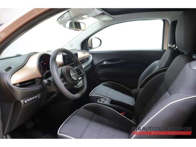 Fahrzeugbild eines Fiat 500