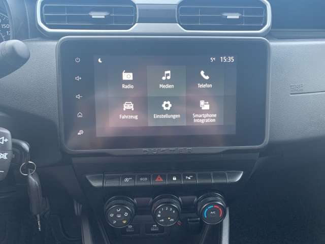 Fahrzeugbild eines Dacia Duster