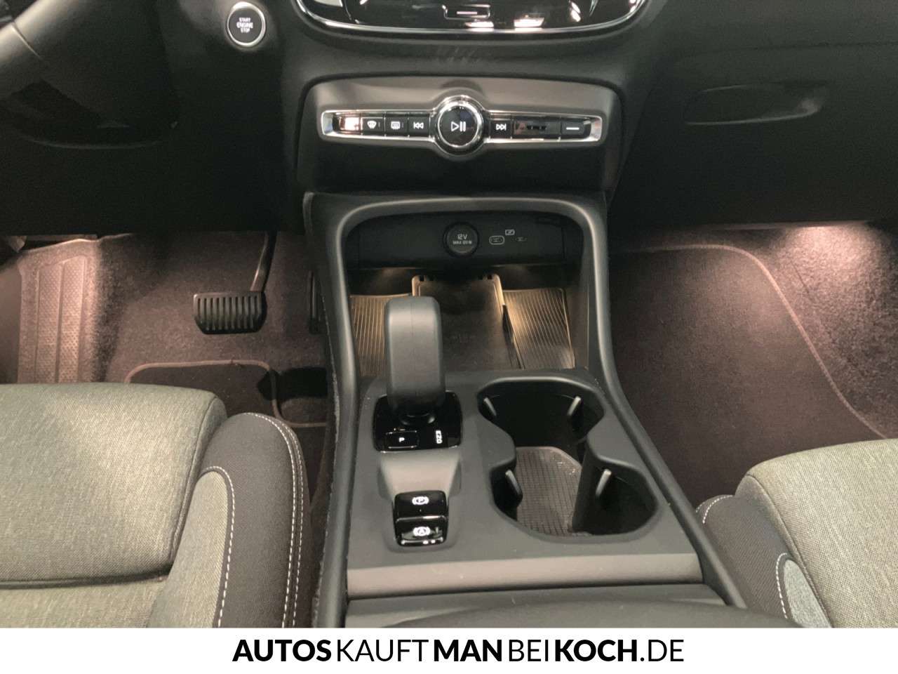 Fahrzeugbild eines Volvo XC40