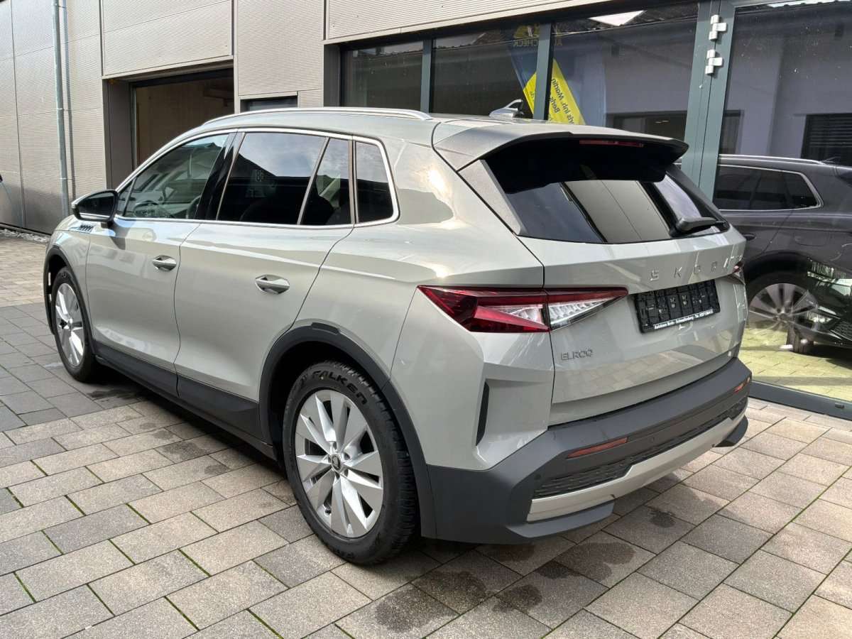 Fahrzeugbild eines Skoda ELROQ