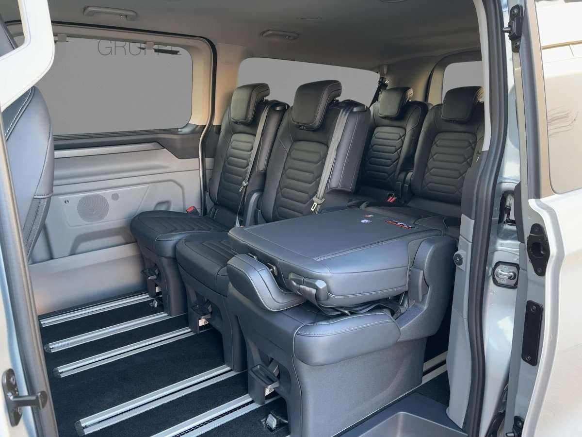 Fahrzeugbild eines Ford Tourneo Custom