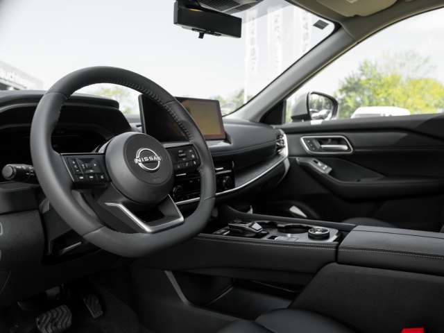 Fahrzeugbild eines Nissan X-TRAIL