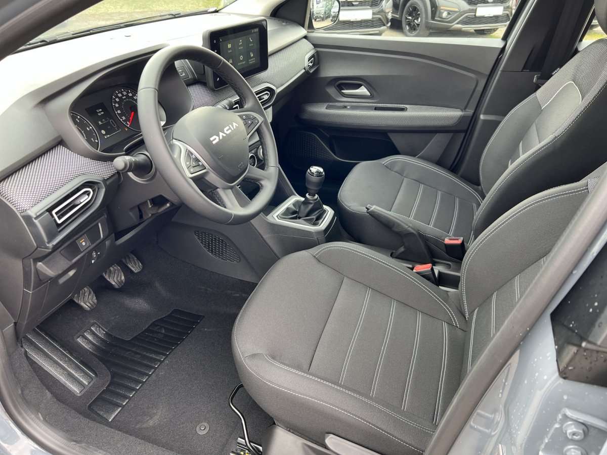 Fahrzeugbild eines Dacia Sandero