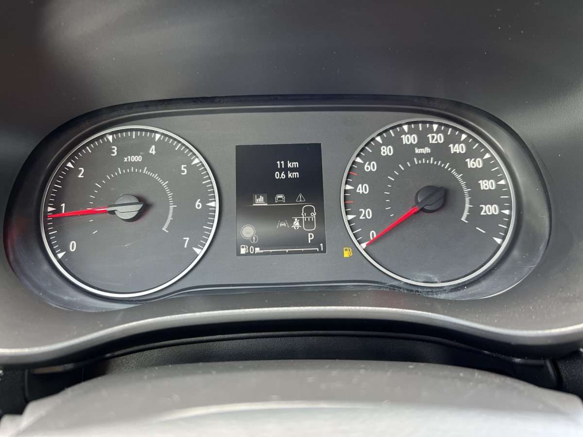 Fahrzeugbild eines Dacia Sandero