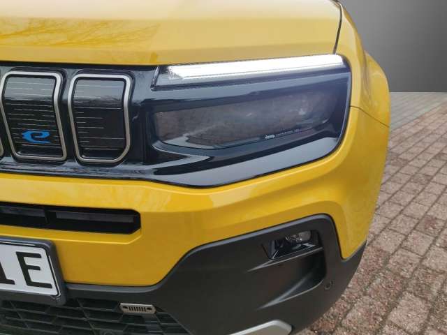 Fahrzeugbild eines Jeep Avenger