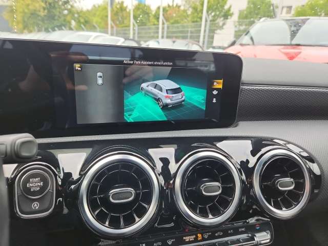 Fahrzeugbild eines Mercedes-Benz A-Klasse