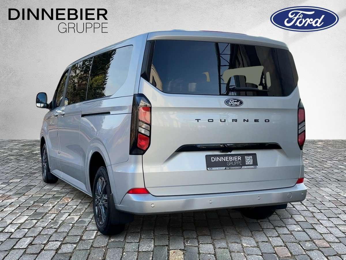 Fahrzeugbild eines Ford Tourneo Custom