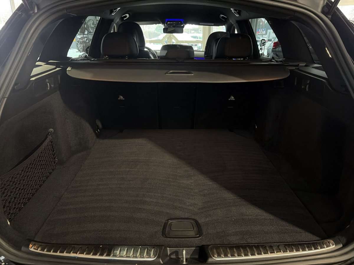 Fahrzeugbild eines Mercedes-Benz C-Klasse