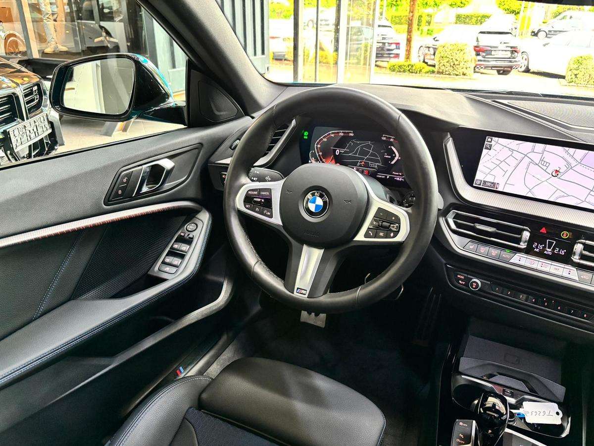Fahrzeugbild eines BMW 2er-Reihe