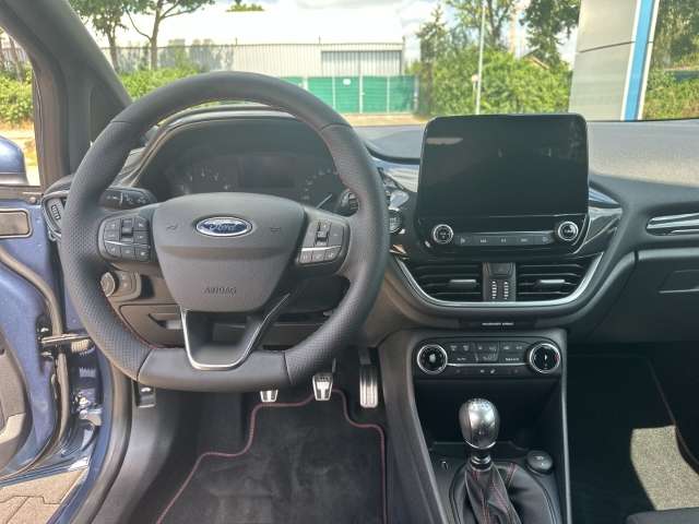 Fahrzeugbild eines Ford Fiesta