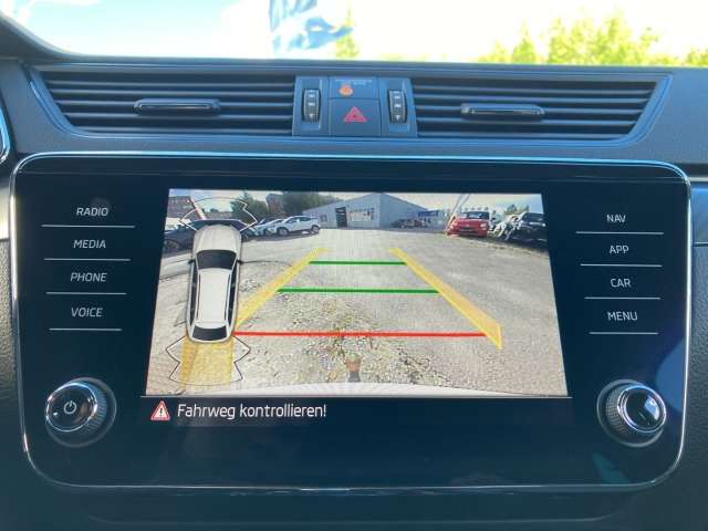 Fahrzeugbild eines Skoda Superb