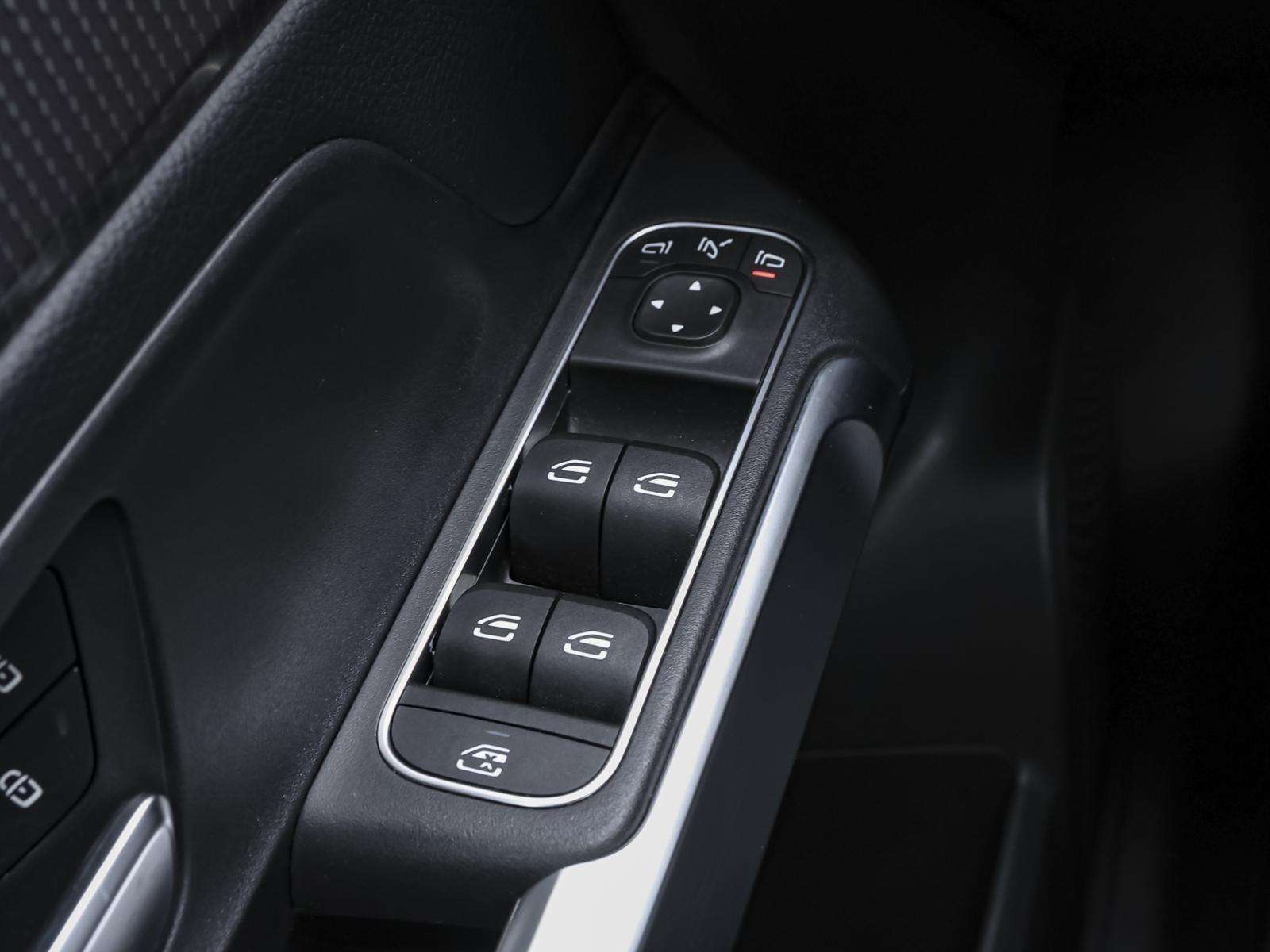 Fahrzeugbild eines Mercedes-Benz GLB