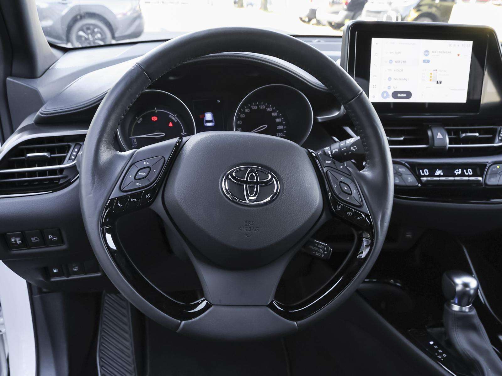 Fahrzeugbild eines Toyota C-HR
