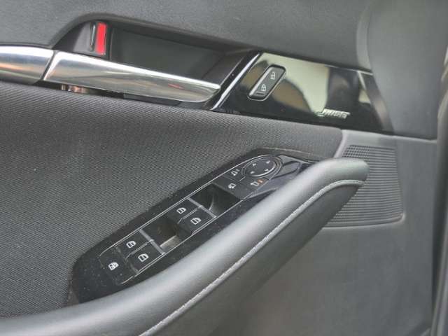 Fahrzeugbild eines Mazda CX-30