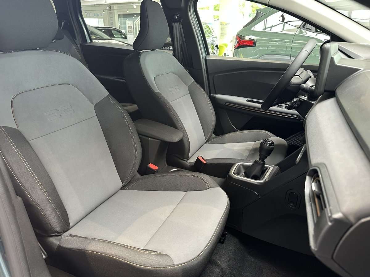 Fahrzeugbild eines Dacia Jogger