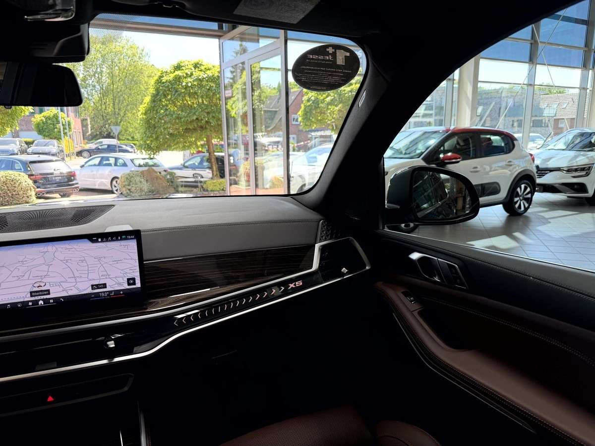 Fahrzeugbild eines BMW X5