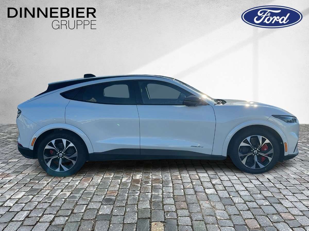 Fahrzeugbild eines Ford Mustang Mach-E