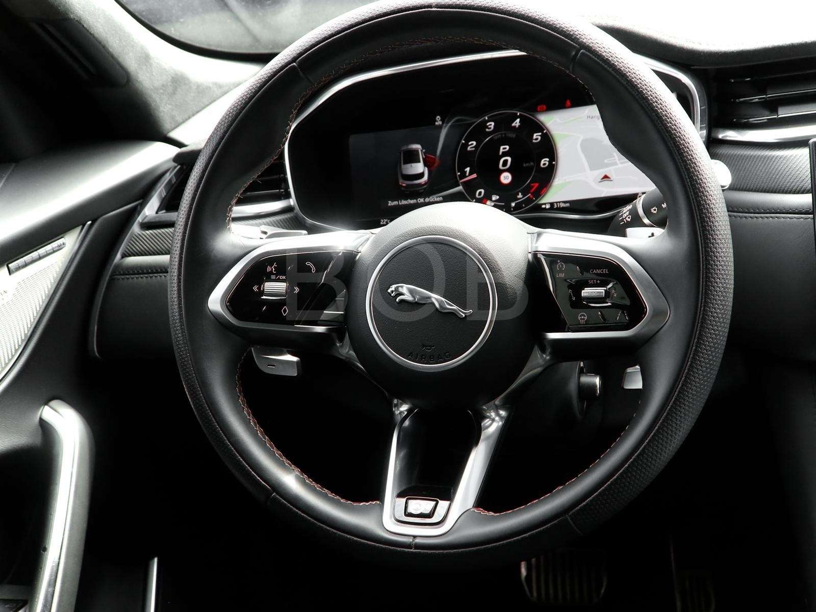 Fahrzeugbild eines Jaguar F-PACE