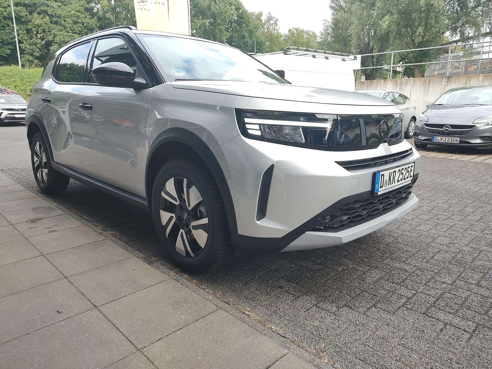 Fahrzeugbild eines Opel Frontera