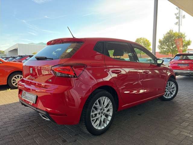 Fahrzeugbild eines SEAT Ibiza