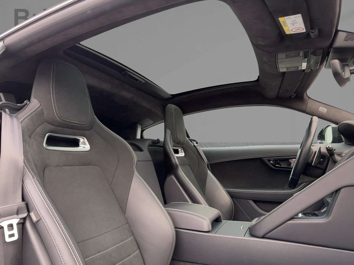 Fahrzeugbild eines Jaguar F-Type